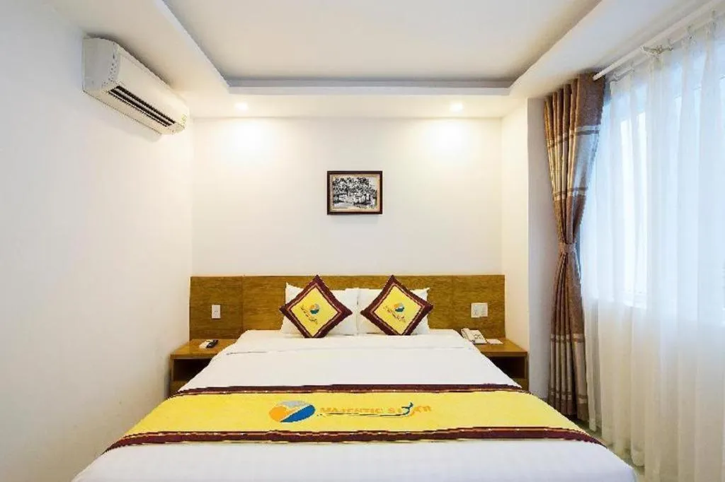 Bed in MAJESTIC STAR