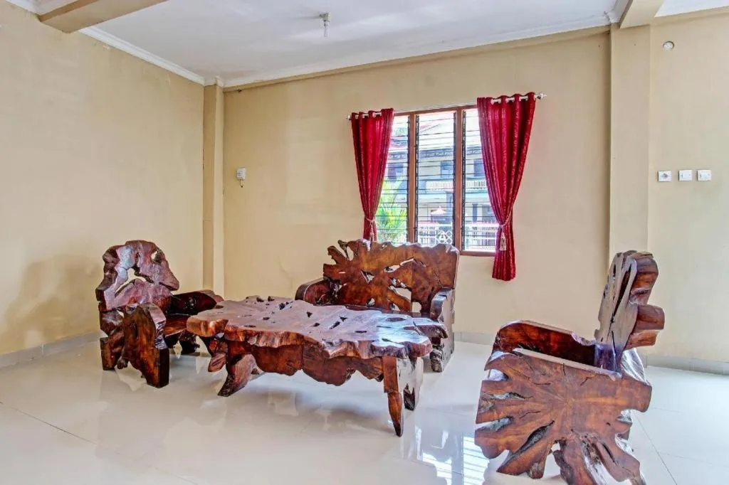 OYO 91353 Hotel Surya Andesa