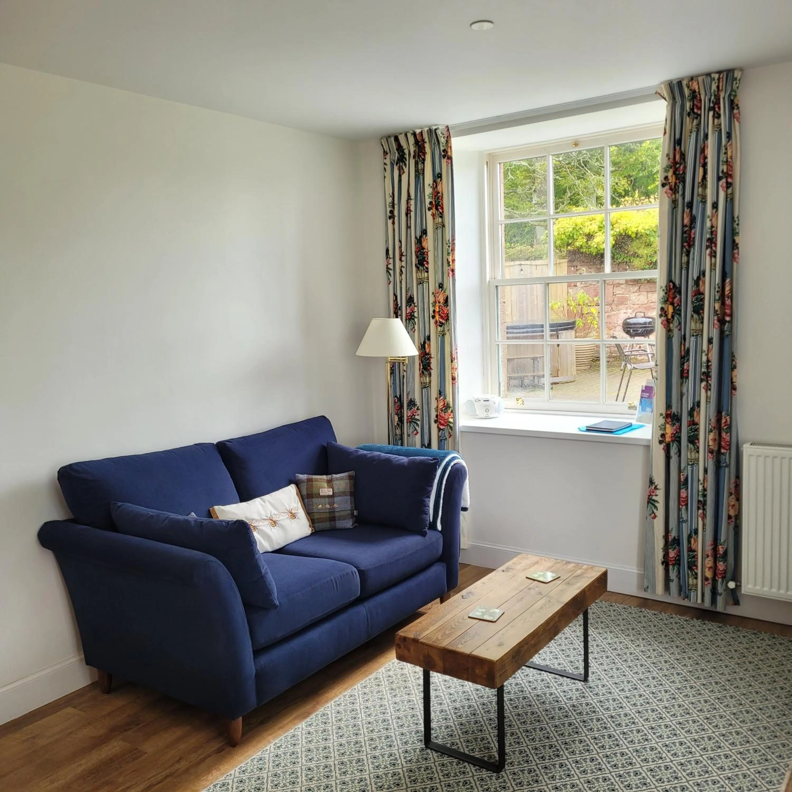 Living room in Loch Lomond Finnich Cottages