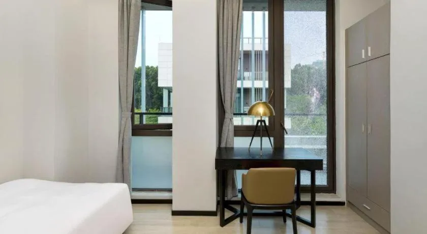 Bed in SongShan Lake PingShang Serviced Hotel