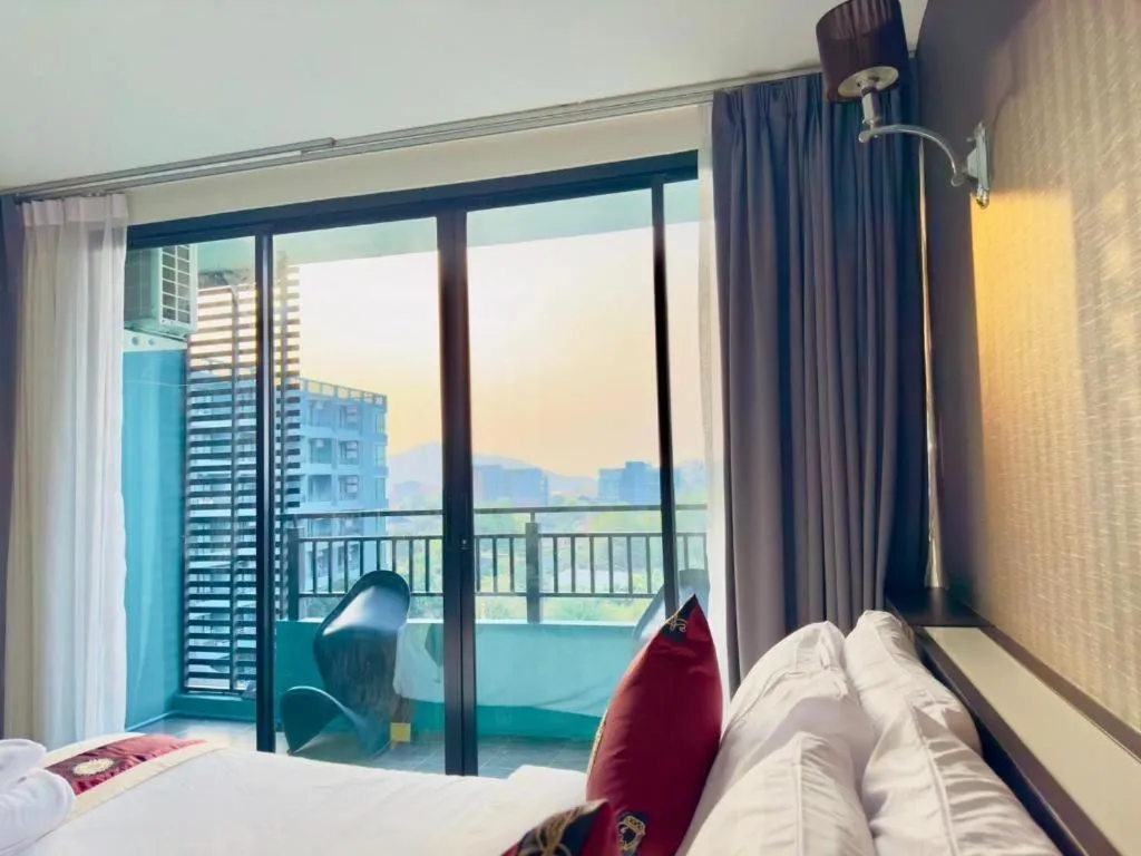 Bed in Baan Bangsare Resotel Chonburi