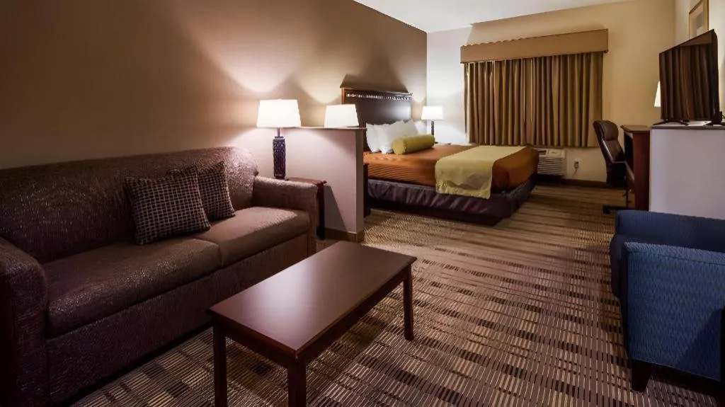 Bed in Best Western La Grange Inn & Suites