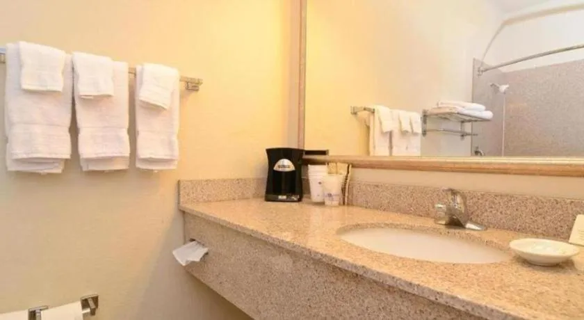 Best Western La Grange Inn & Suites