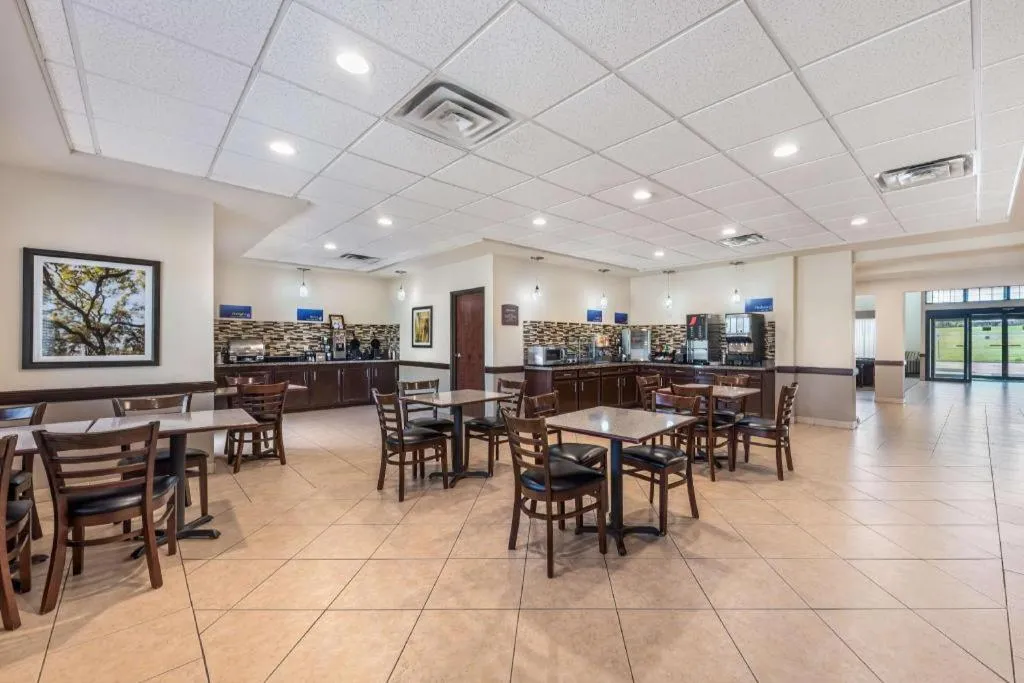 Best Western La Grange Inn & Suites