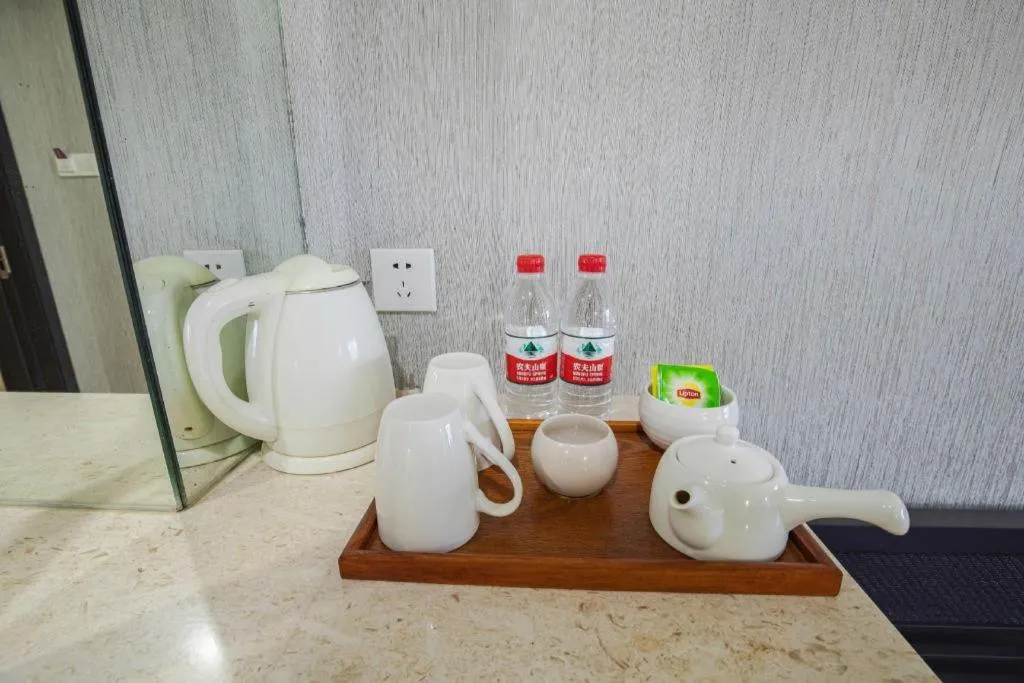 Ramada Encore by Wyndham Qionghai Downtown