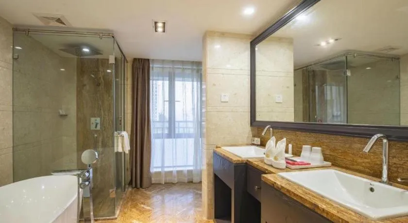 Ramada Encore by Wyndham Qionghai Downtown