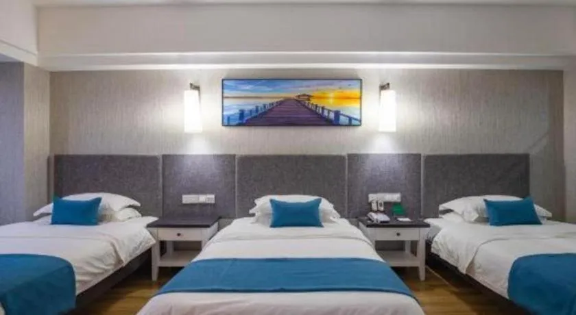 Bed in Ramada Encore by Wyndham Qionghai Downtown