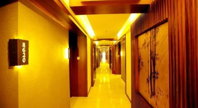 Ramada Encore by Wyndham Qionghai Downtown