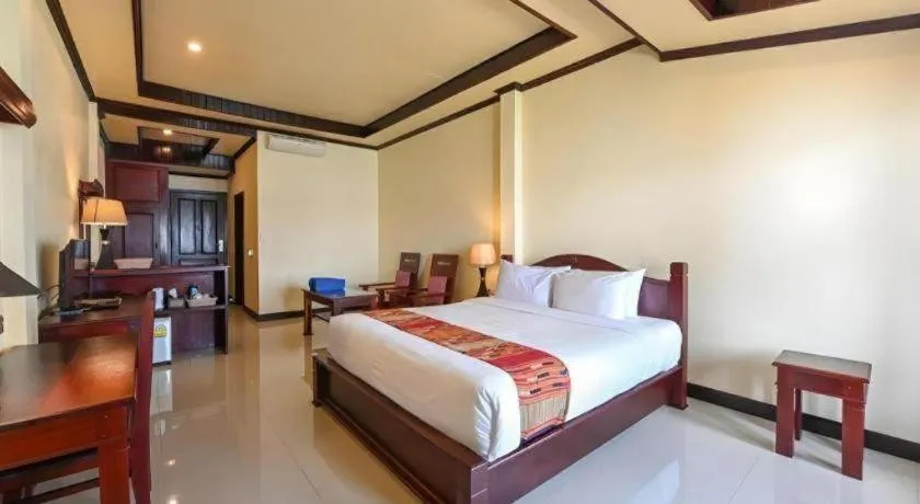 Bed in Pon Arena Hotel