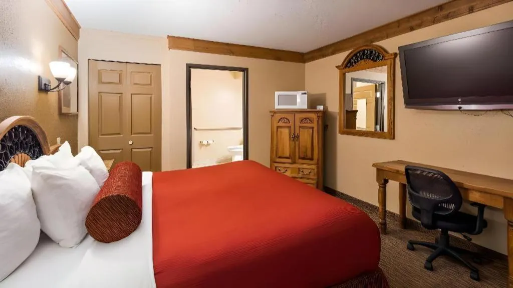 Bed in Best Western Rivers Edge
