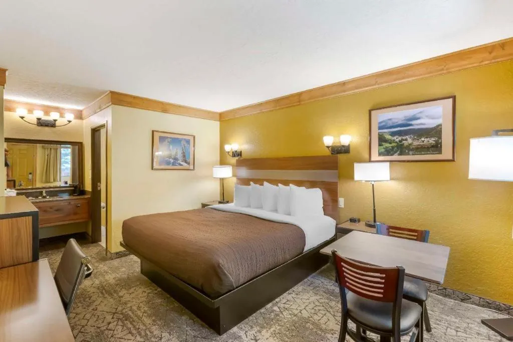 Bed in Best Western Rivers Edge