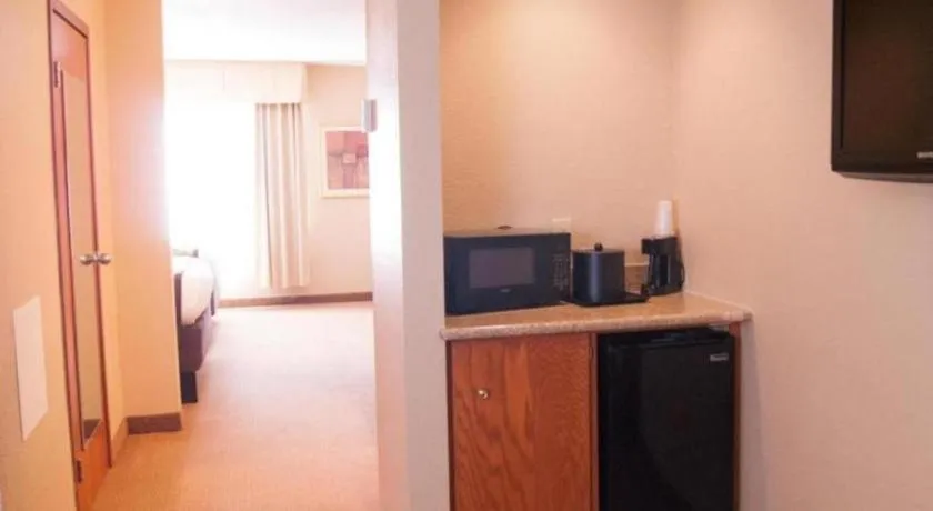 Best Western Locust Grove Inn & Suites