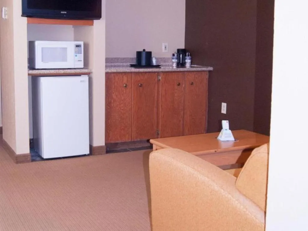 Best Western Locust Grove Inn & Suites