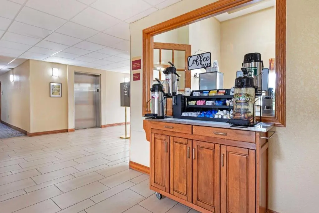 Best Western Locust Grove Inn & Suites