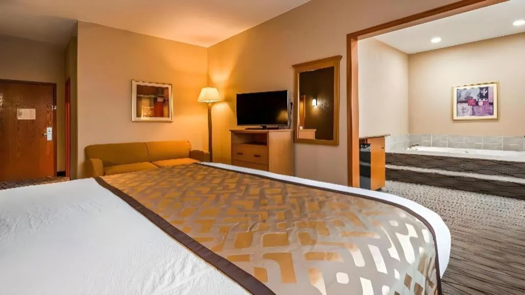 Bed in Best Western Locust Grove Inn & Suites