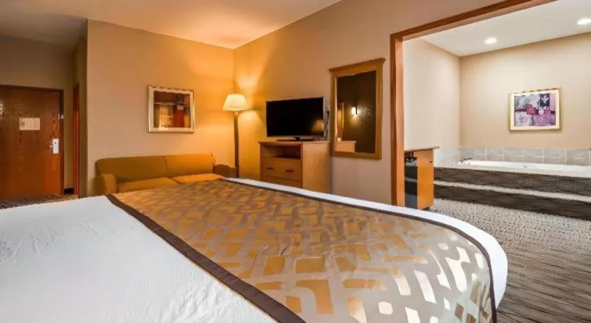 Bed in Best Western Locust Grove Inn & Suites