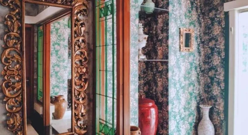 Arimbi Pejaten Suites