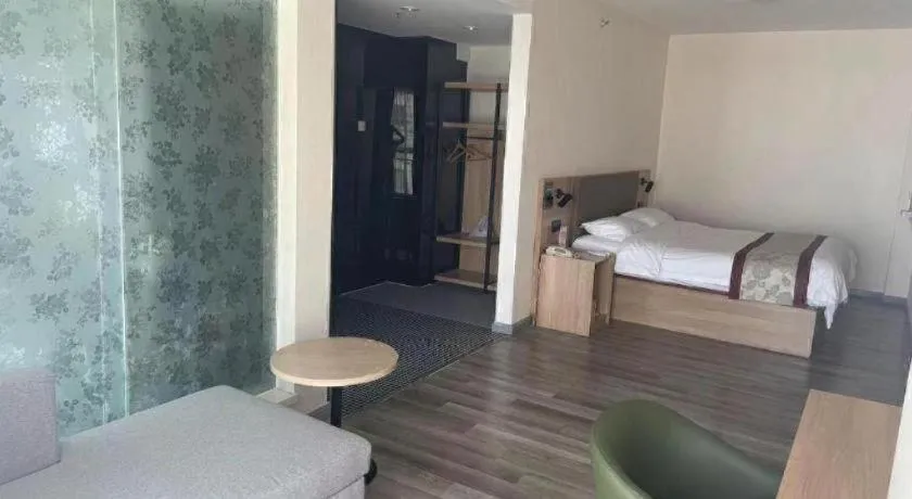 Bed in GreenTree Inn Weihai Liugongdao Wharf Qingdao North Road Express Hotel