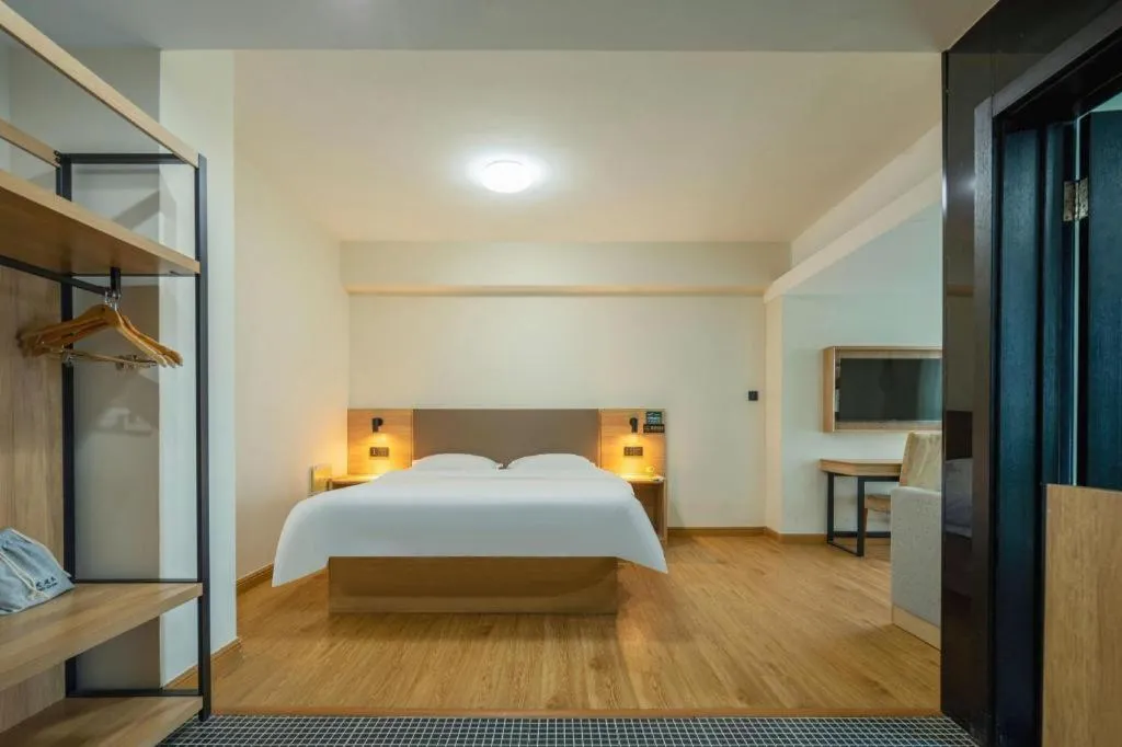 Bed in GreenTree Inn Weihai Liugongdao Wharf Qingdao North Road Express Hotel