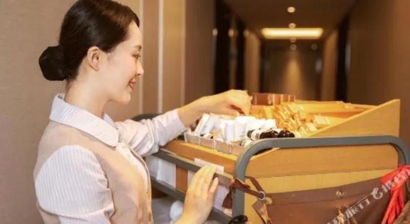 Xinghe Xinfeng Hotel Railway Station & Bus Station Branch