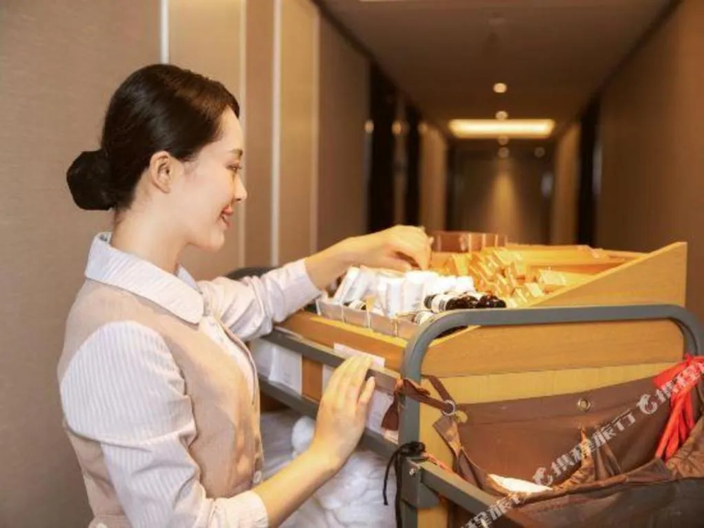 Xinghe Xinfeng Hotel Railway Station & Bus Station Branch