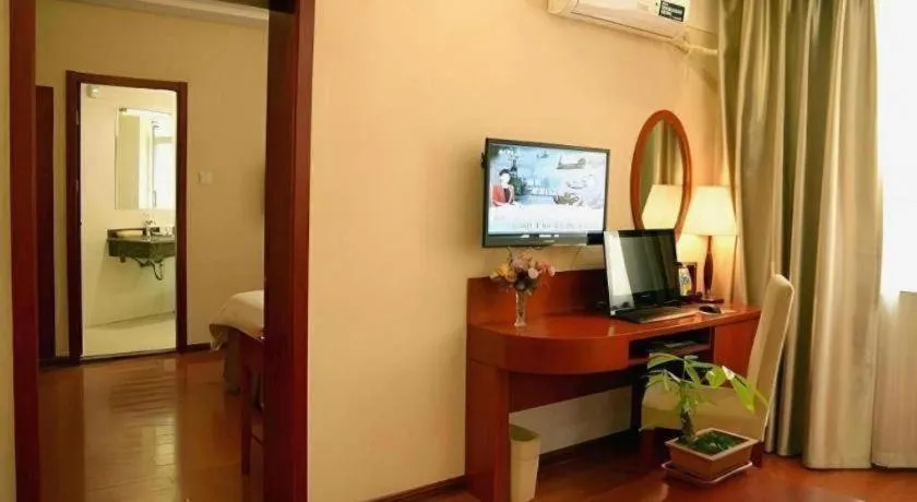 GreenTree Inn Jinan Quancheng Hotel