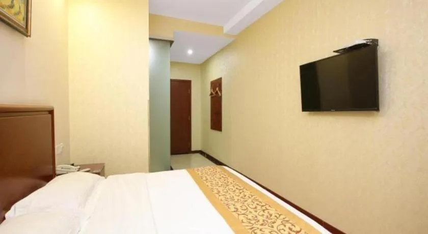 Bed in GreenTree Inn JiangSu NanJing South Railway Station South Square Express Hotel