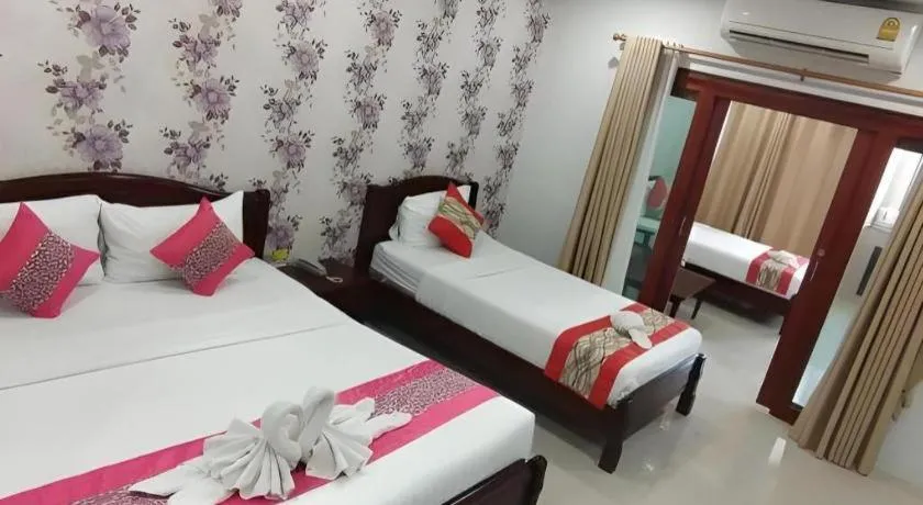 Bed in Doungta Anda Hotel Krabi