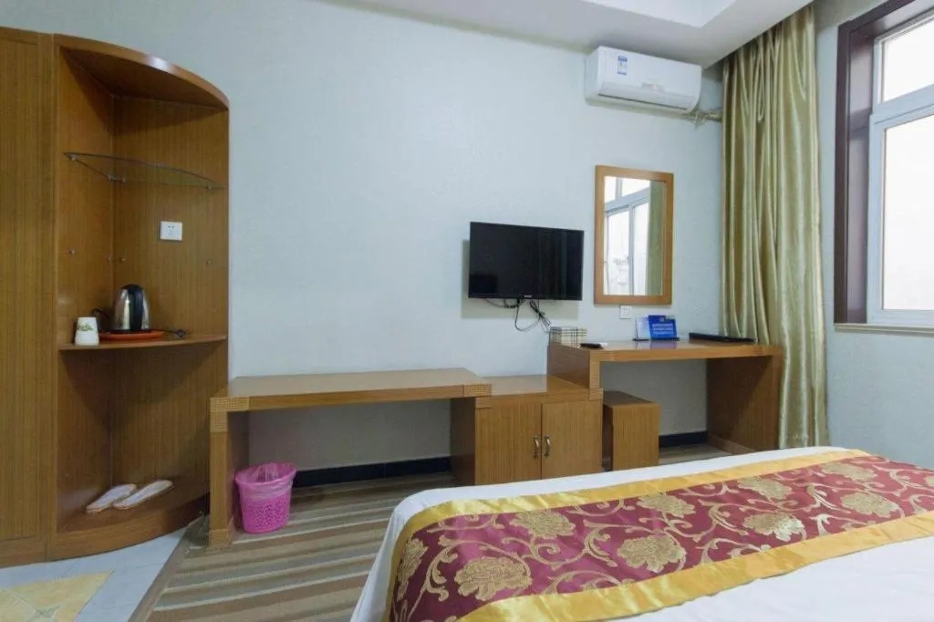 Bed in 169 Business Hotel