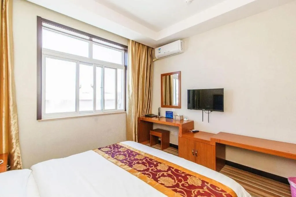 Bed in 169 Business Hotel