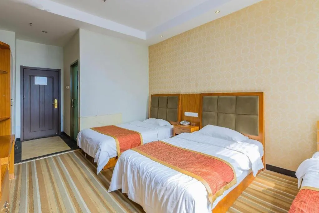 Bed in 169 Business Hotel