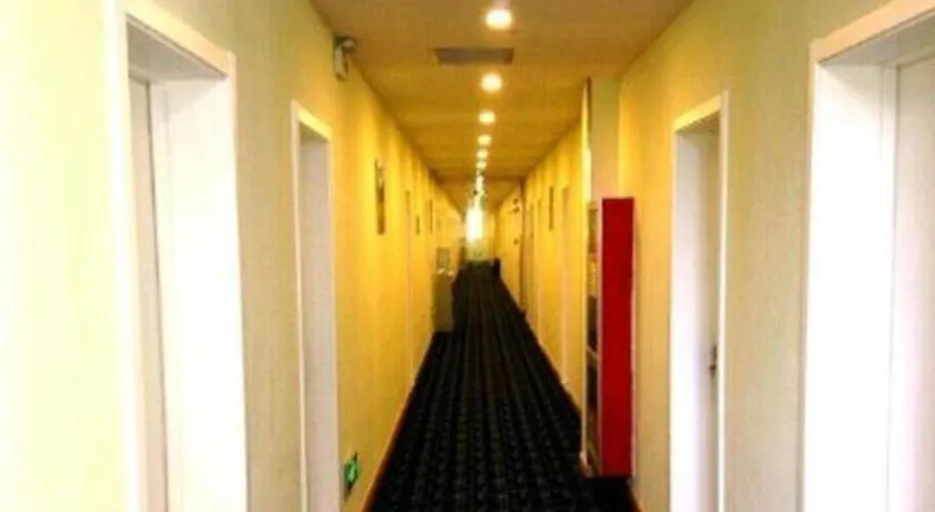 7 Days Inn Zibo Linzi District Tianqi Road Qina Studio