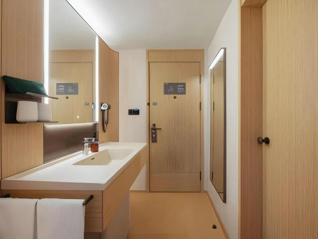 JI Hotel Guangzhou Tianhe East Railway Station