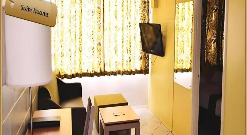 Peninsula International Hotel