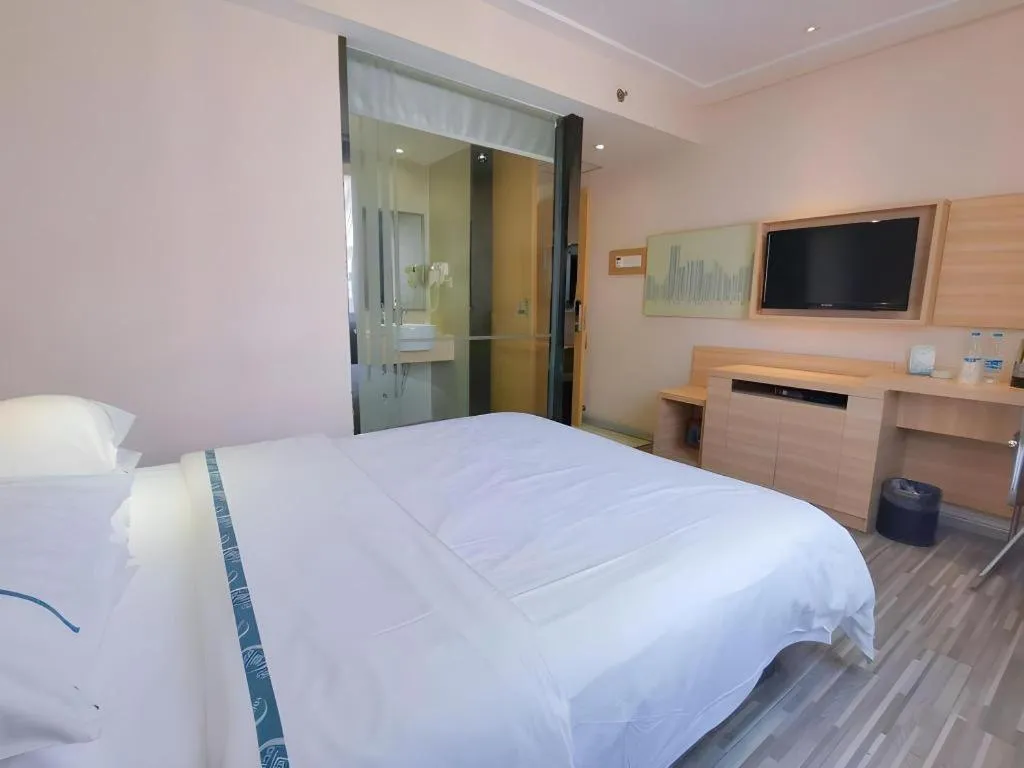 Bed in City Comfort Inn Guangzhou Jiaokou Metro Station