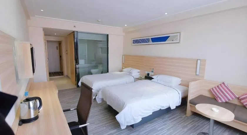 Bed in City Comfort Inn Guangzhou Jiaokou Metro Station