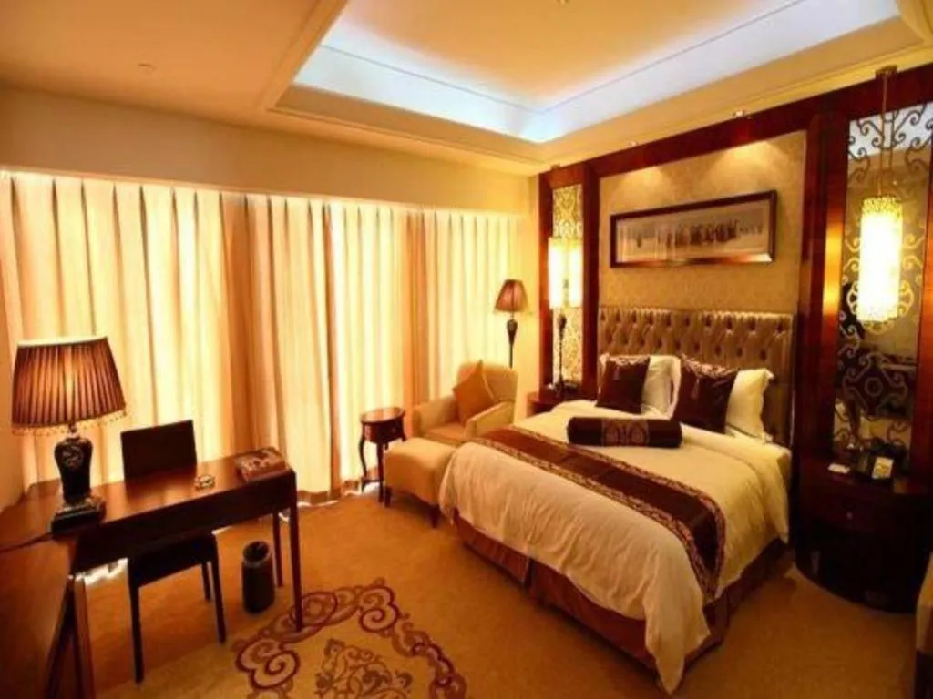 Bed in Inner Mongolia Hotel Forbidden City