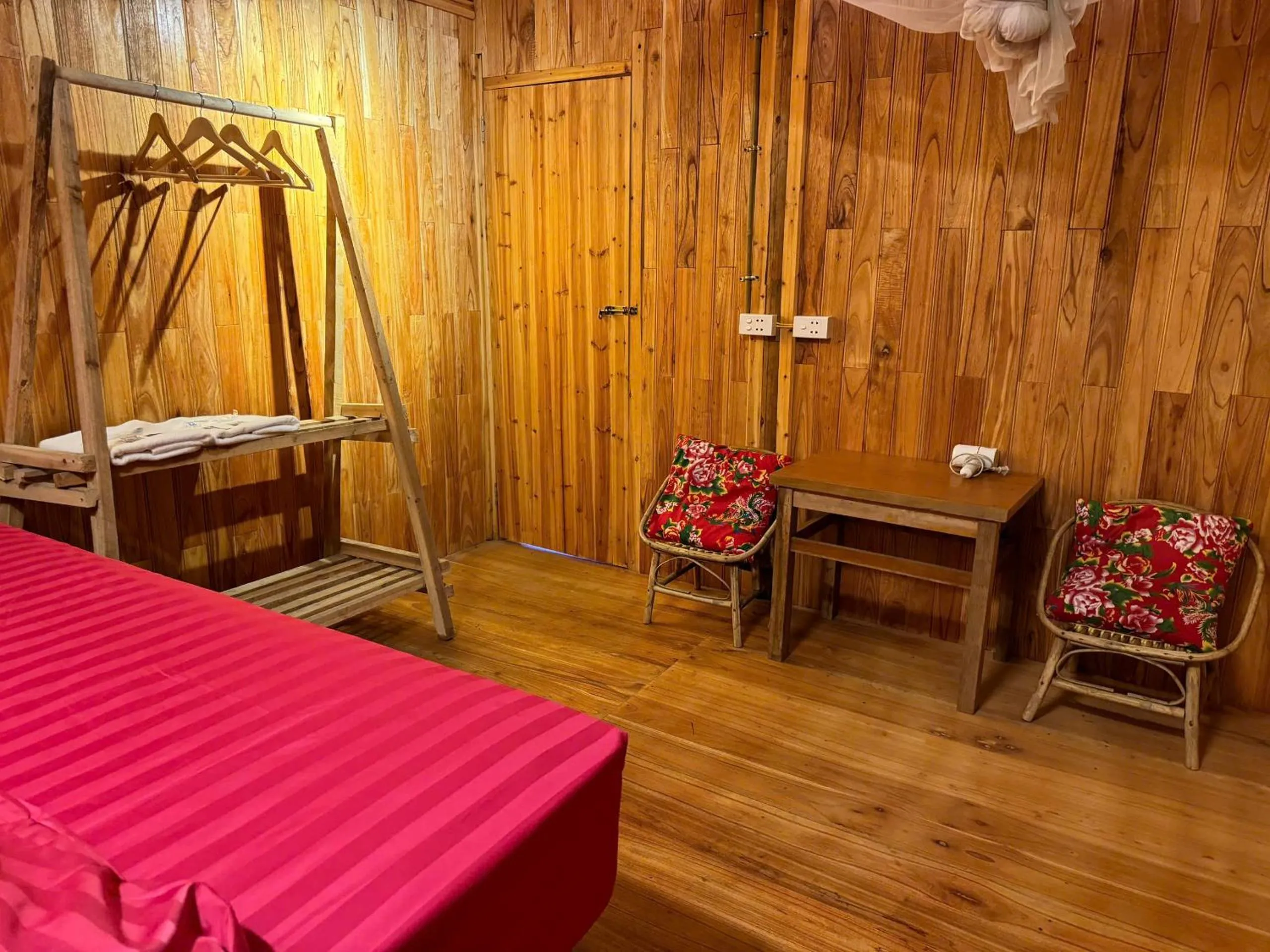 Seating area in MOTOGO Home