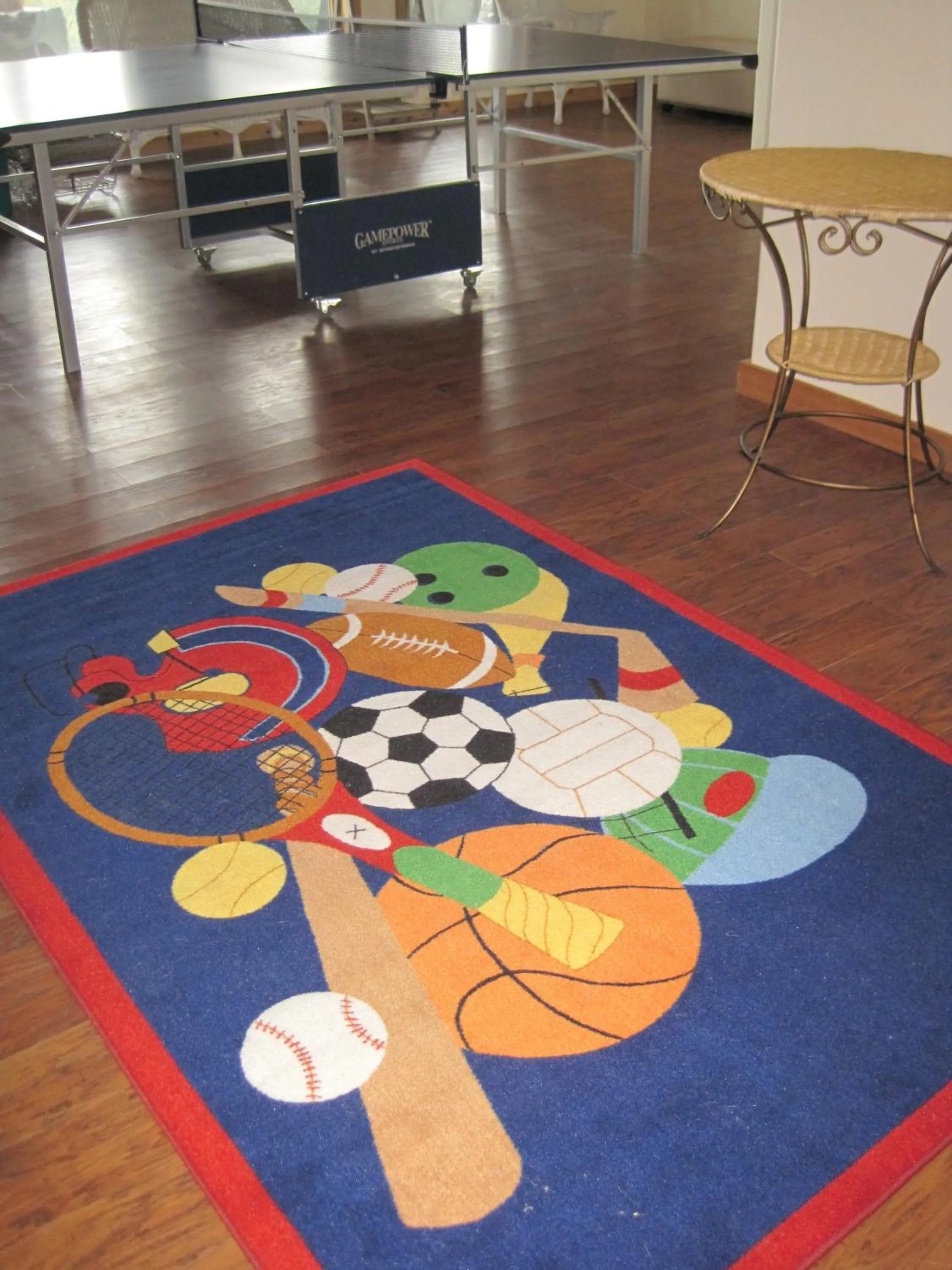 Decorative detail in Courtwood Inn