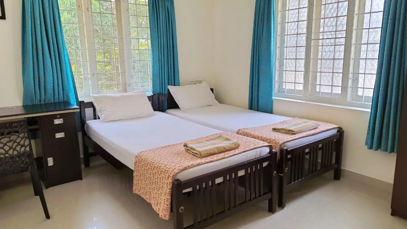 Bed in The Pod Cochin Homestay