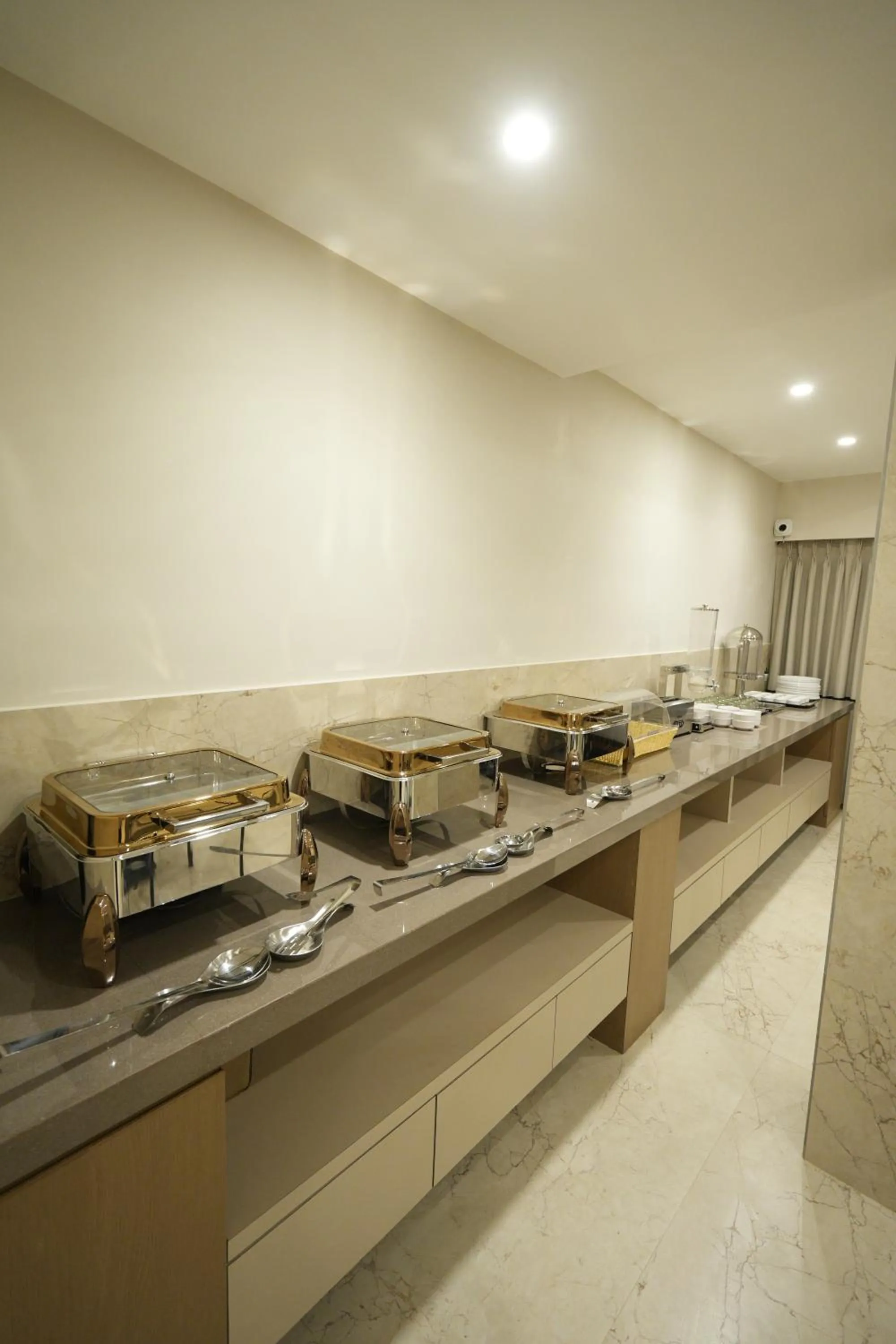 Food and drinks in SIVANTA by BOMBAY GROUP OF HOTELS NAGPUR