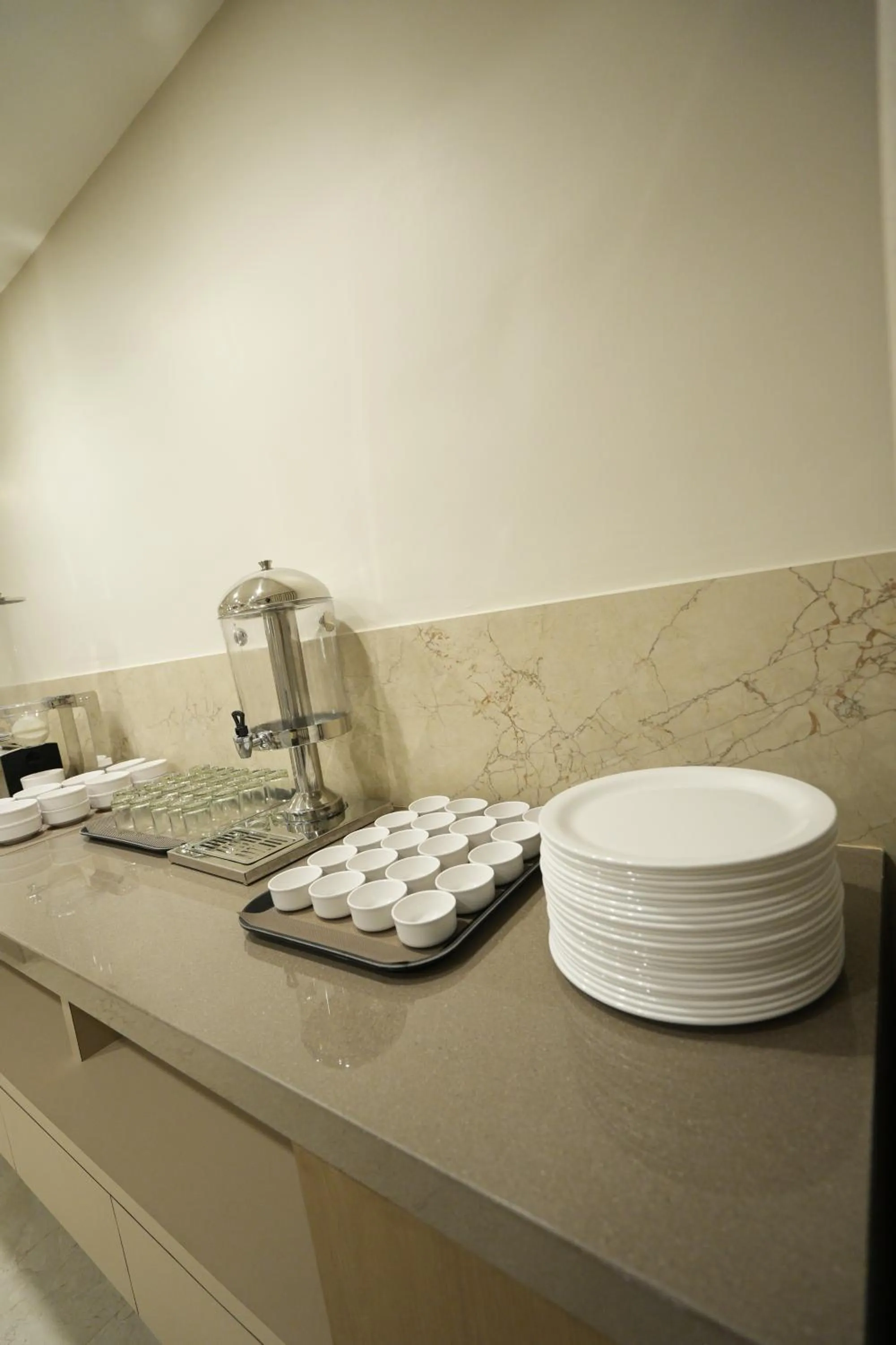 Food and drinks in SIVANTA by BOMBAY GROUP OF HOTELS NAGPUR