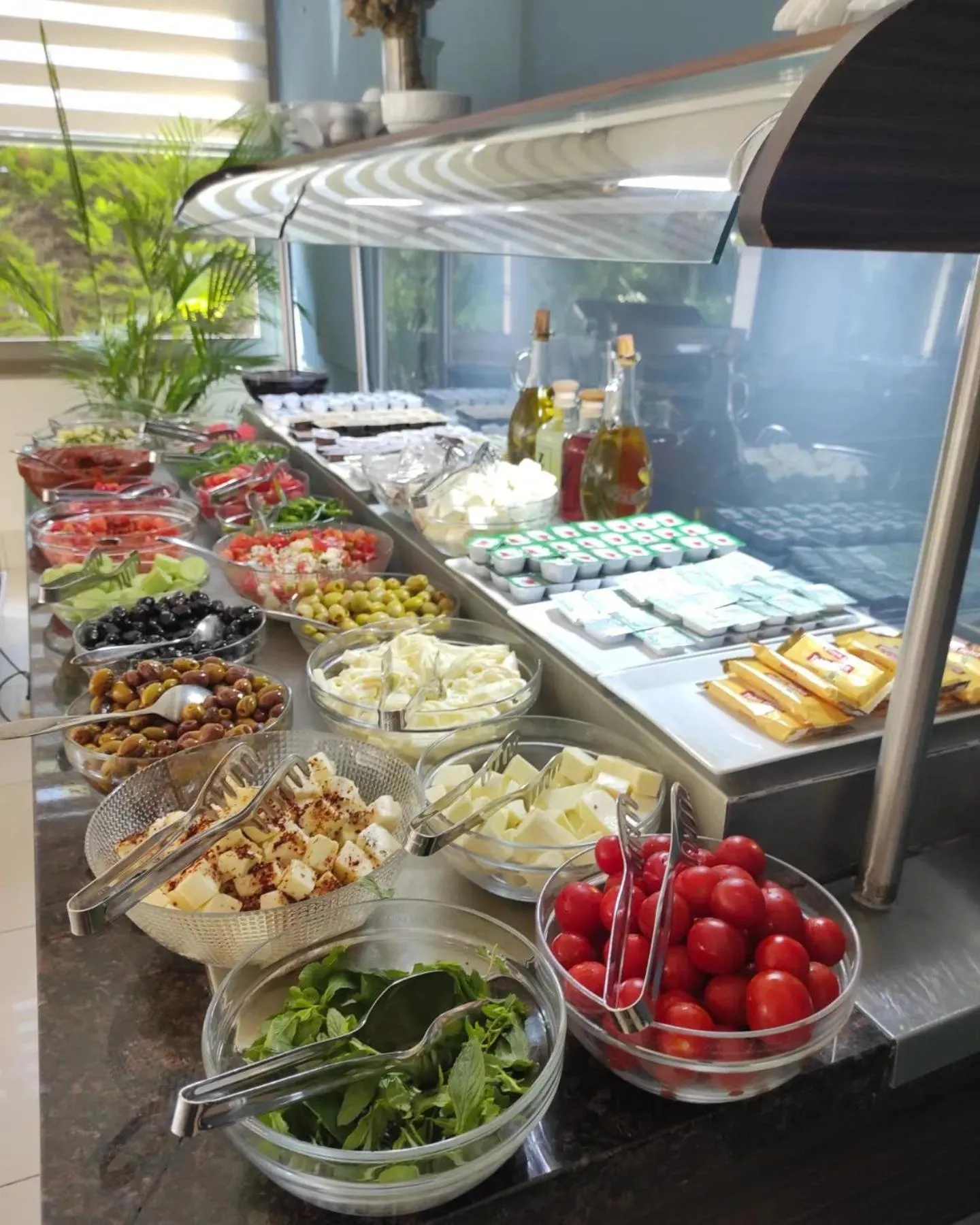 Breakfast in Çilek Marina Otel