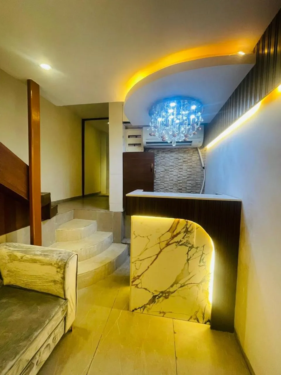 Facade/entrance in Hotel Winton