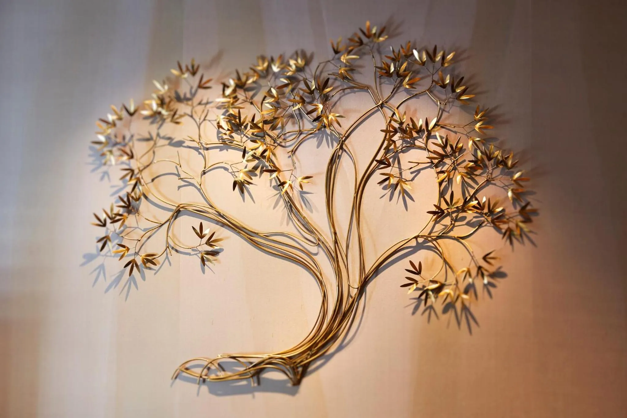 Property building in The Landmark Mandarin Oriental, Hong Kong