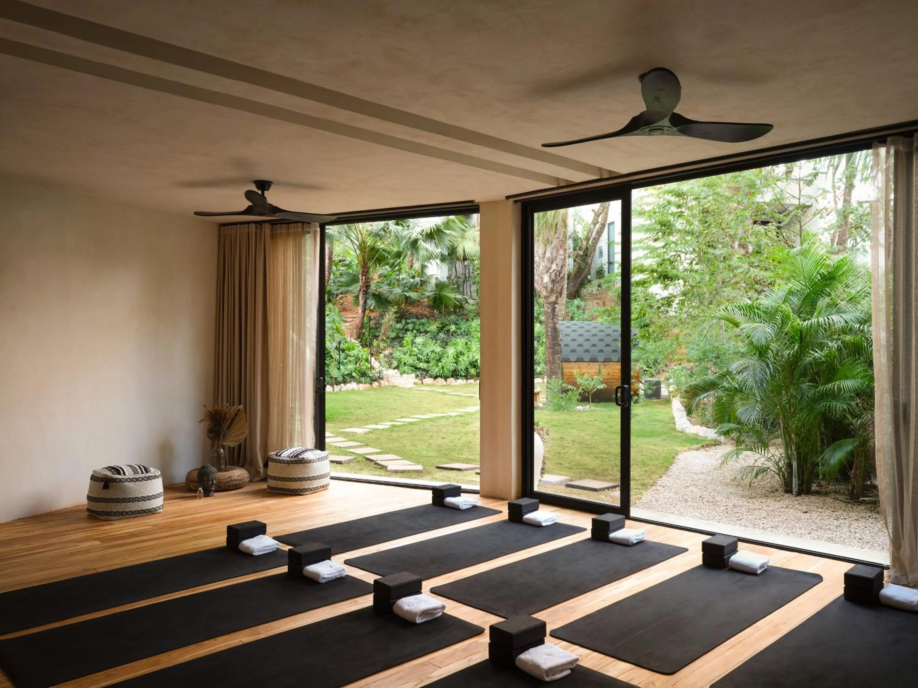 Natural landscape, Bed in Esh Hotel & Spa, a member of Design Hotels