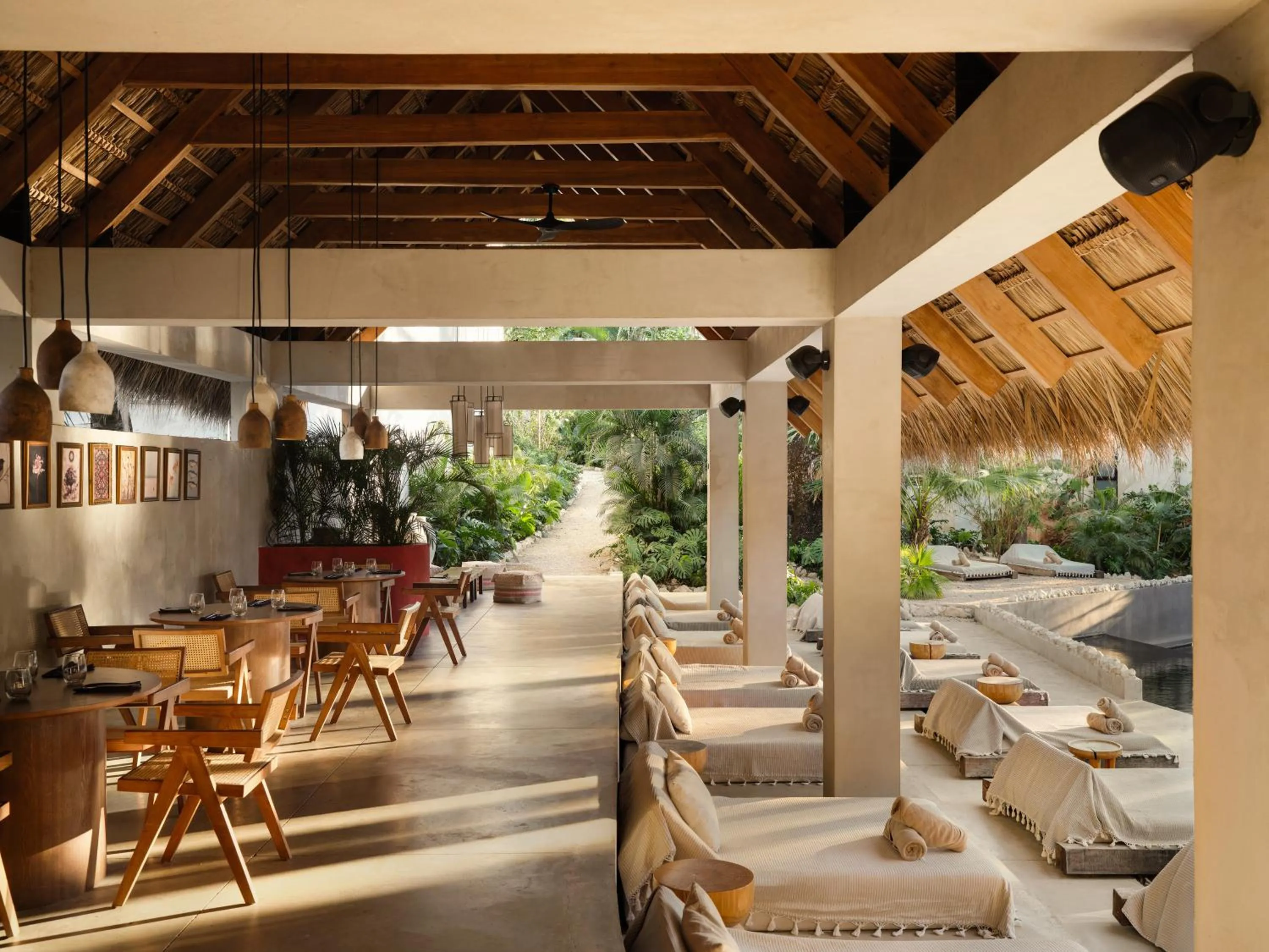 Patio in Esh Hotel & Spa, a member of Design Hotels