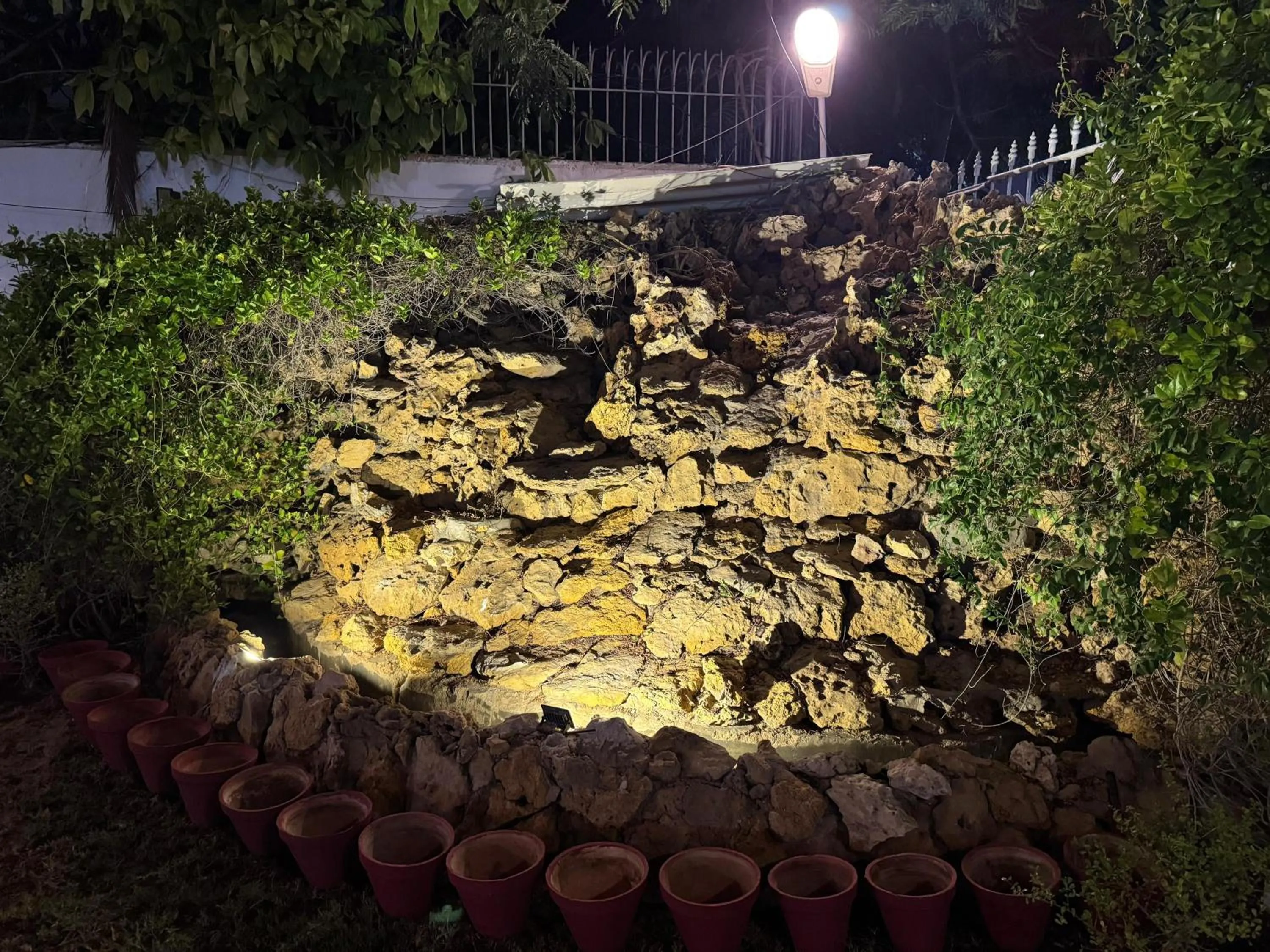 Decorative detail in White House Karachi