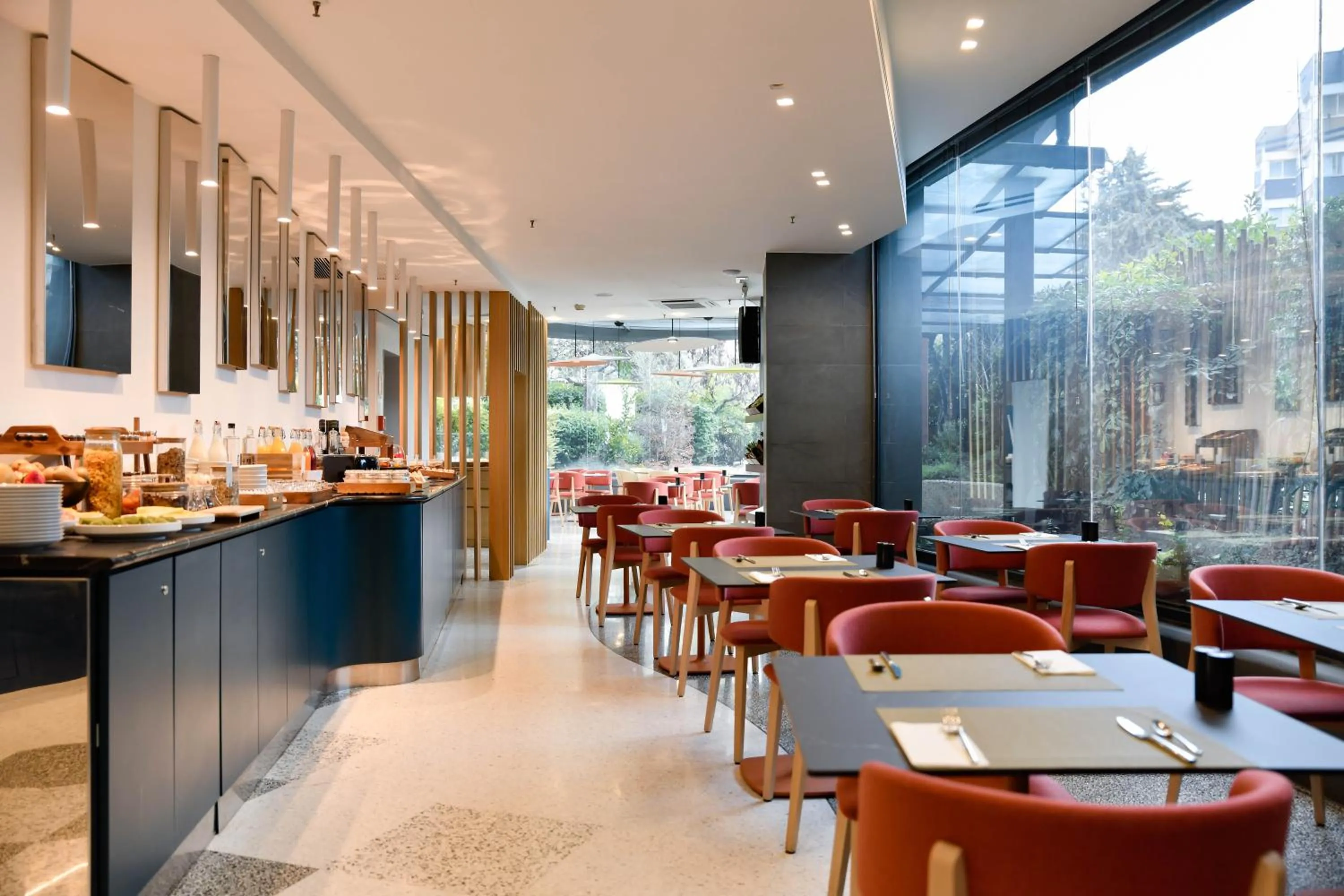 Continental breakfast in Hi Hotel Bari