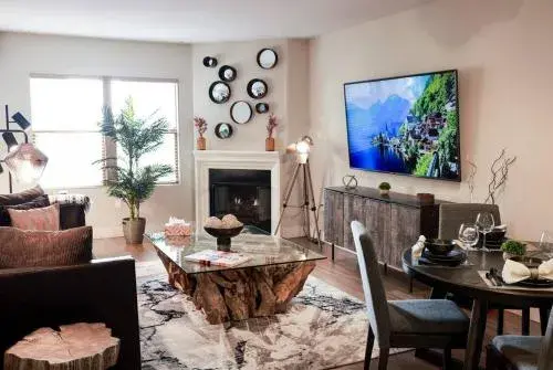 1 Bedroom XL Condo with King bed, Garden View, Parking Included 1 Bedroom XL Condo with King bed, Garden View, Parking Included